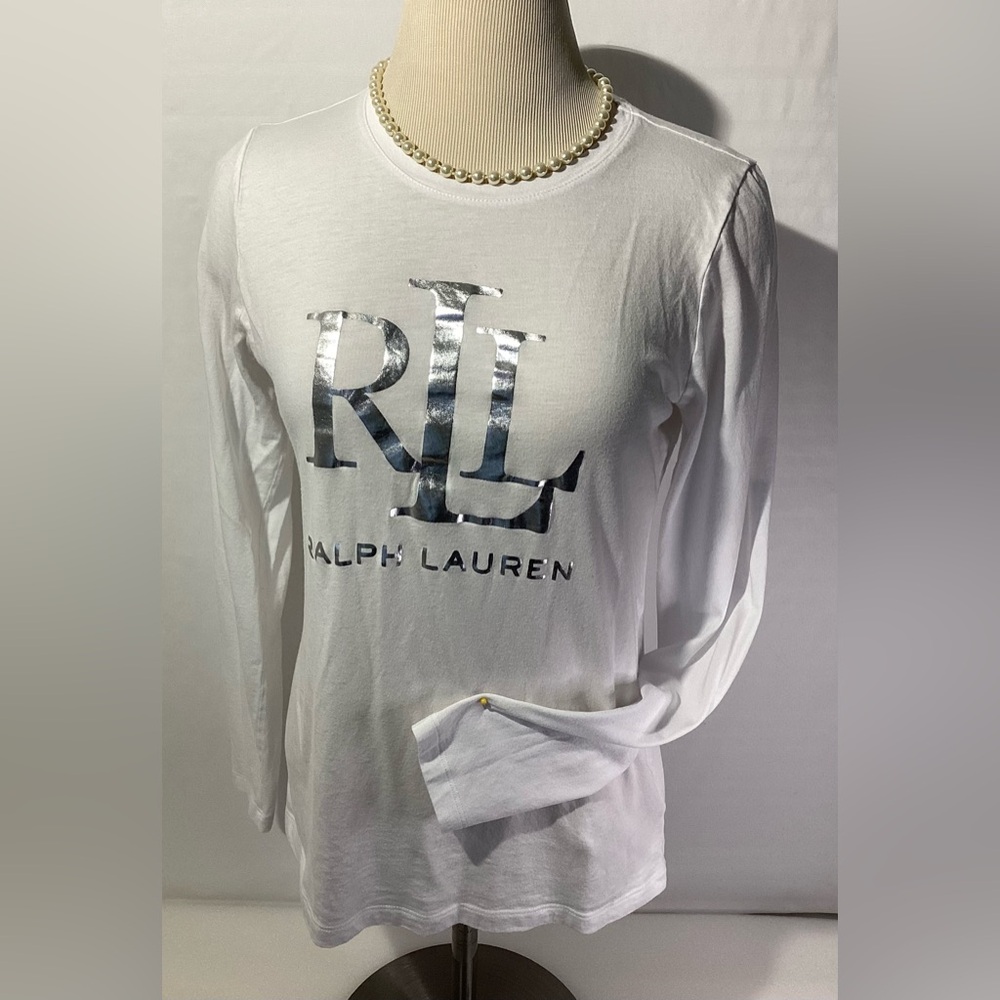 Lauren Ralph Lauren Woman’s Top Size M w LRL Silver Color Logo Long Sleeve
